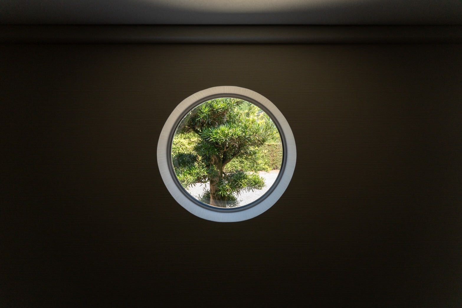 丸窓